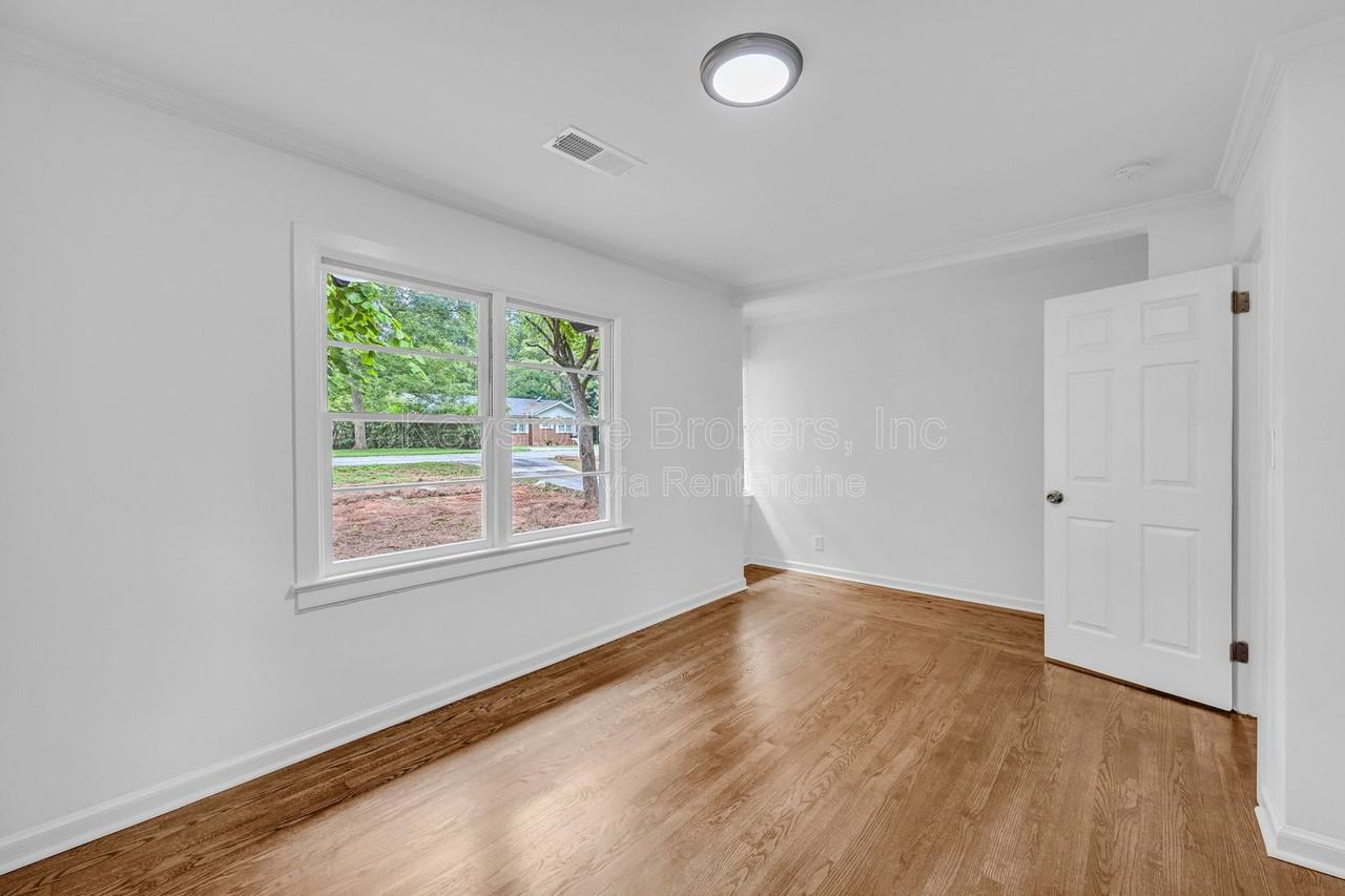 5506 Alder Dr - Photo 6 of 7