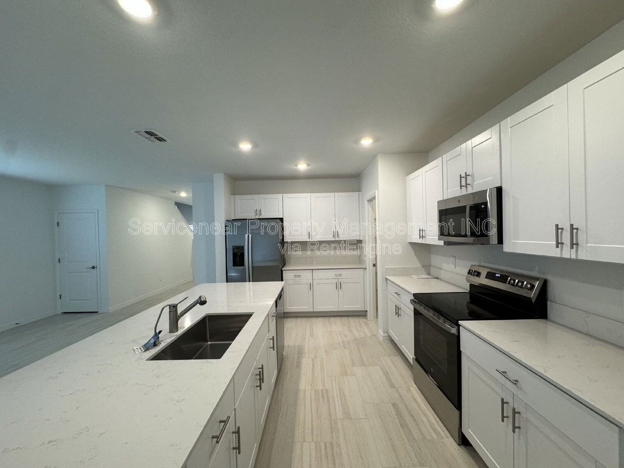 11256 Radiant Shore Loop - Photo 7 of 31