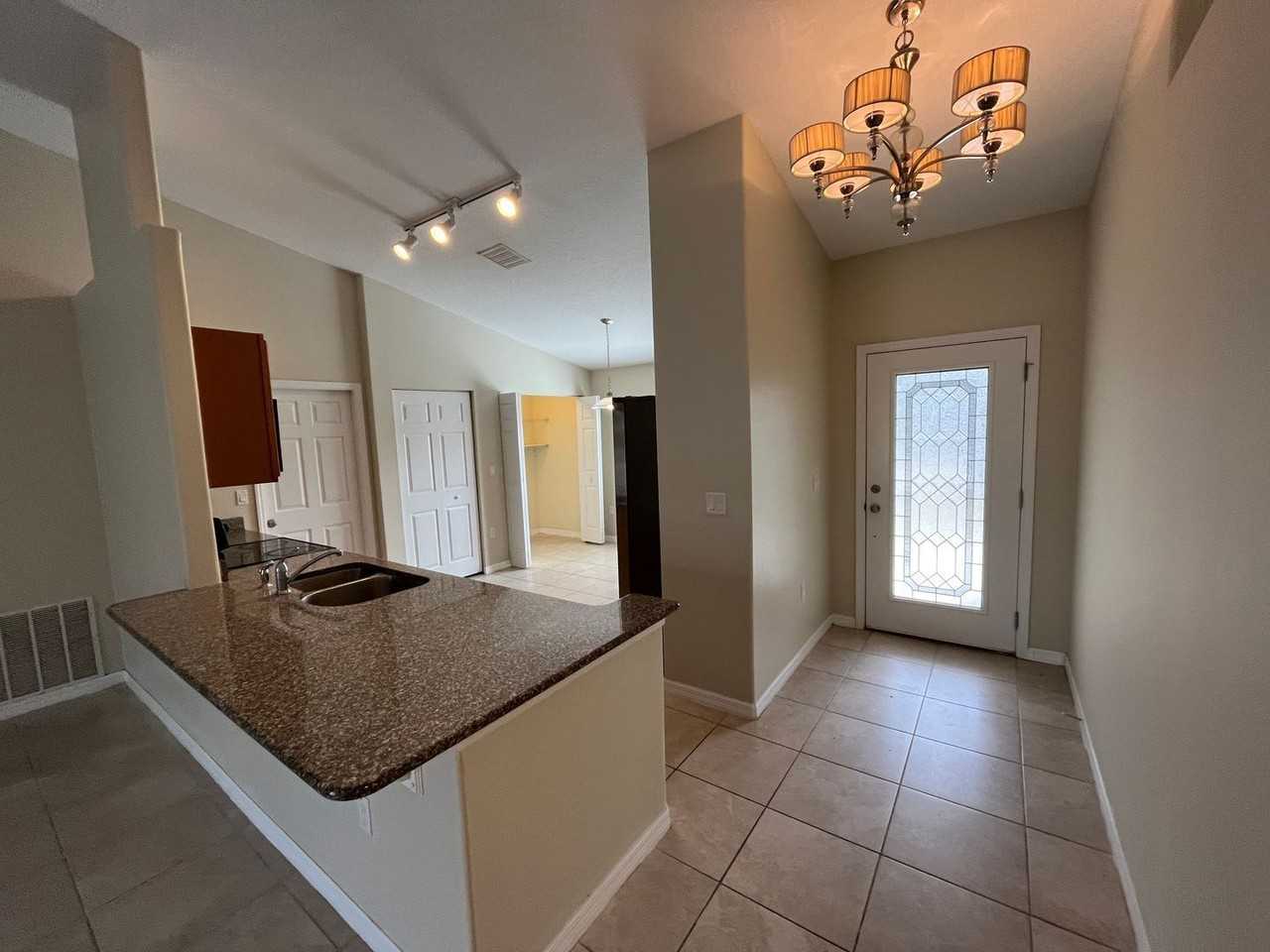 10 Burning Wick Pl - Photo 4 of 22