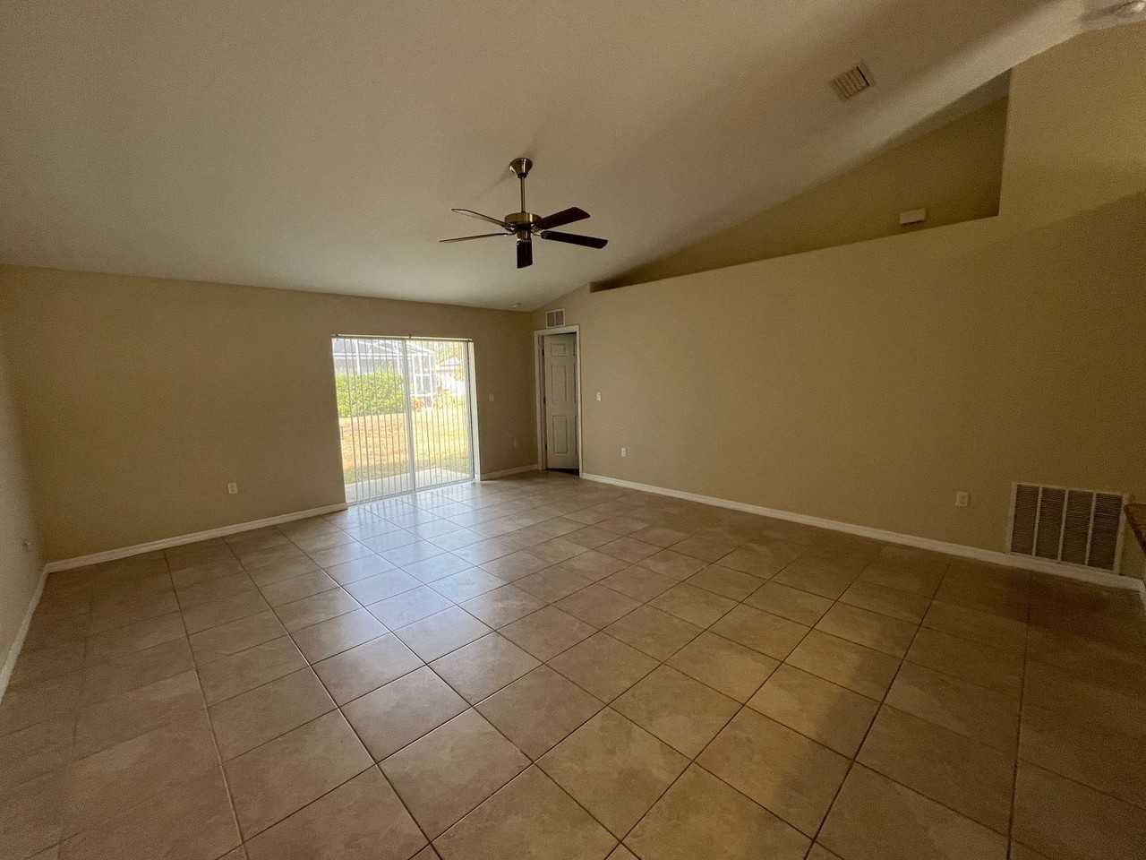 10 Burning Wick Pl - Photo 7 of 22