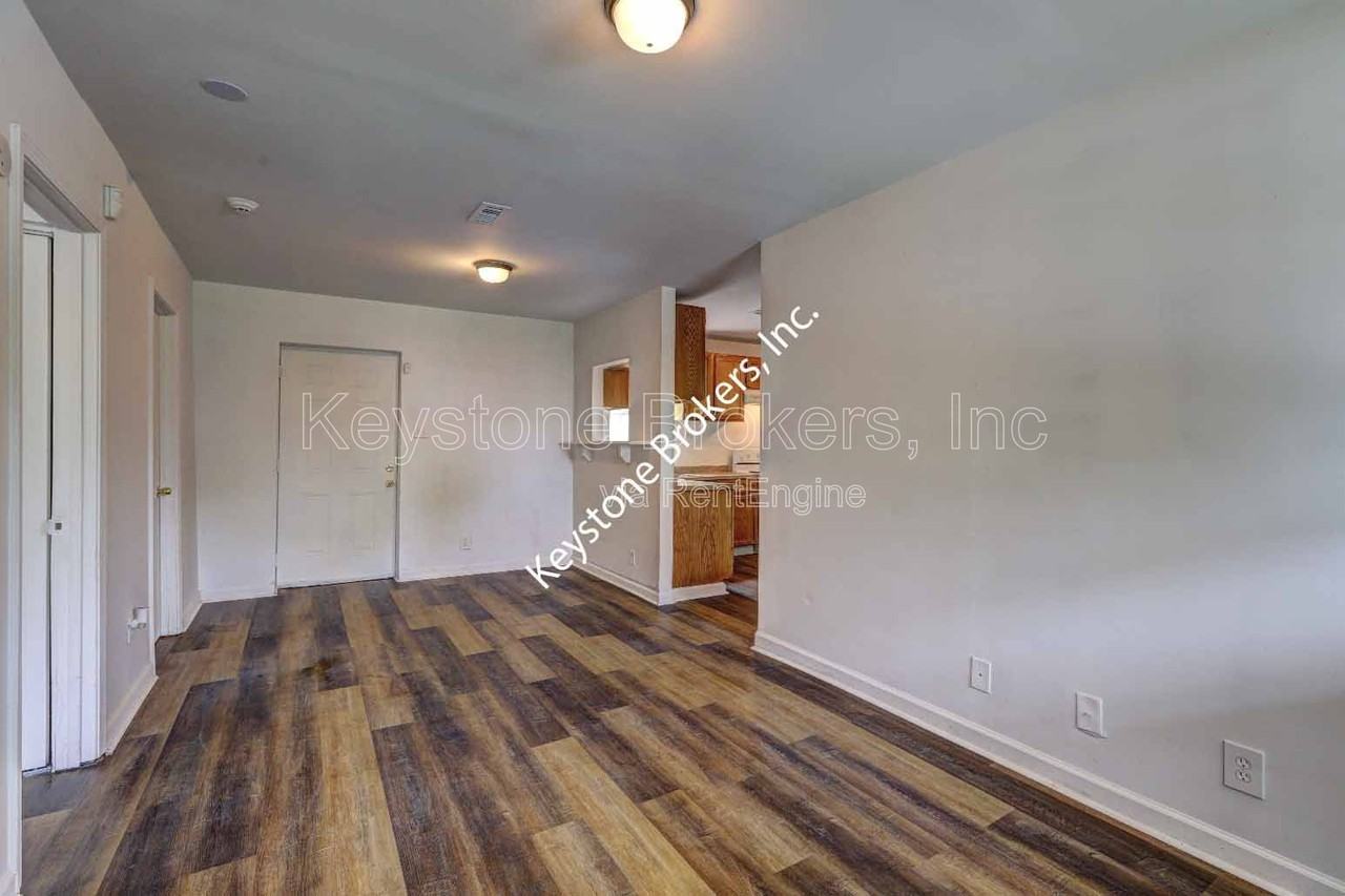 480 Antioch Pl - Photo 2 of 5