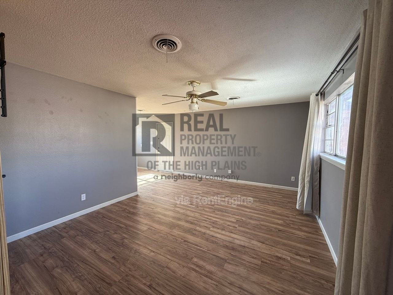 5015 Hall Ave - Photo 6 of 9