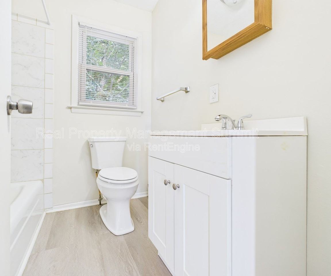 441 Steeles Fort Rd #2 - Photo 7 of 11