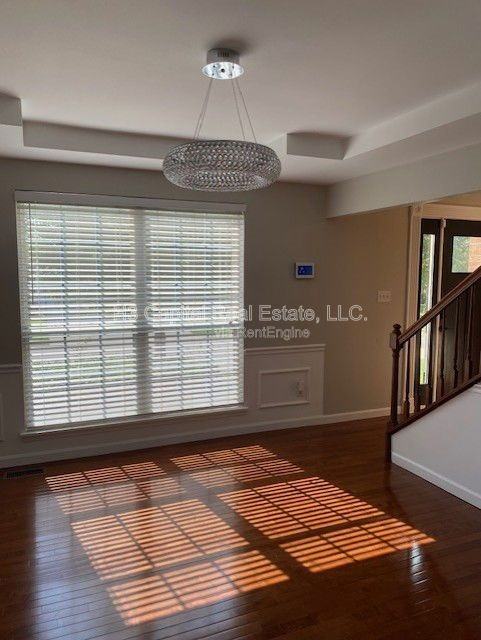 2852 Fairway Dr - Photo 4 of 39