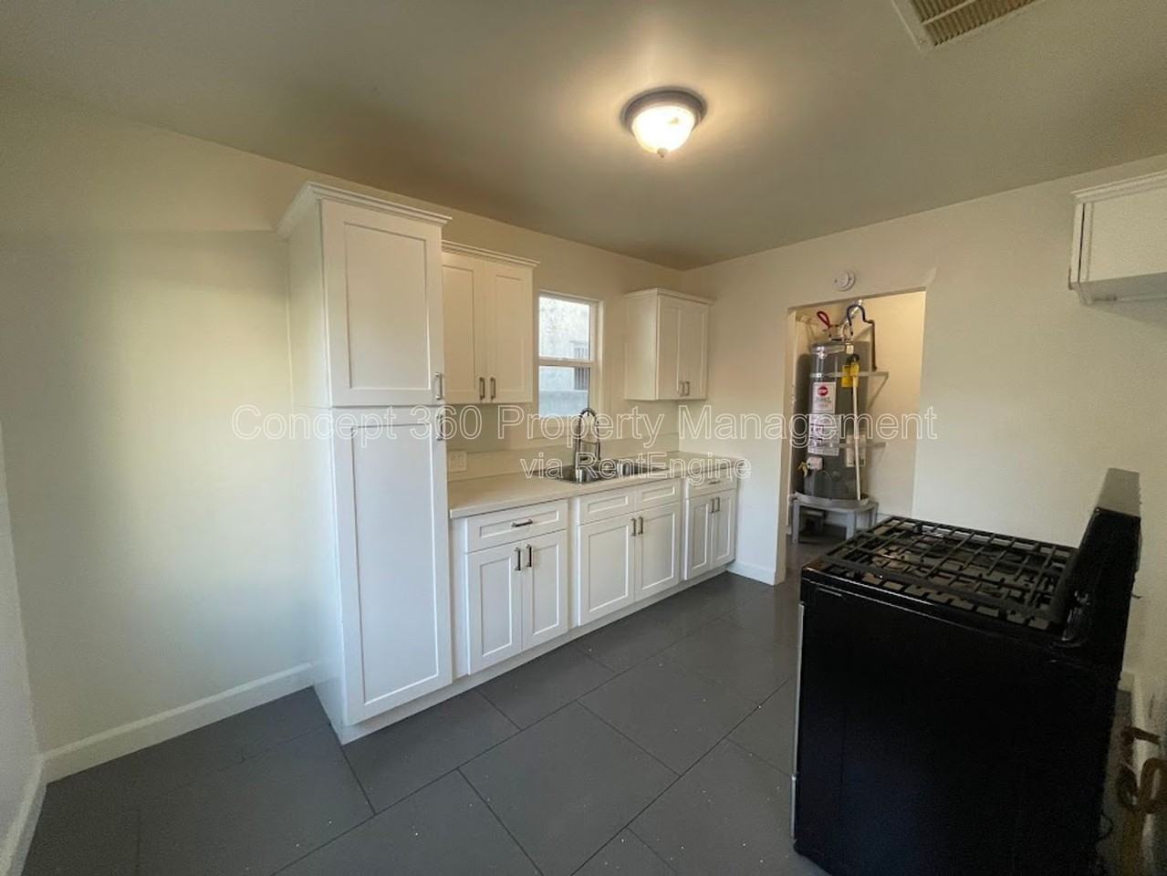 13719 Yukon Ave - Photo 5 of 21