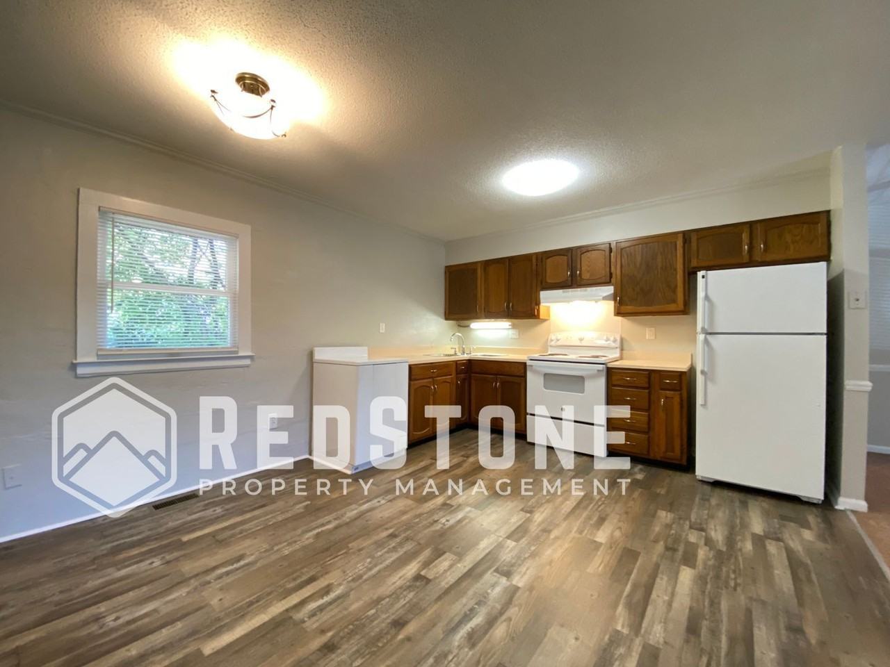 431 Cleveland Ct - Photo 7 of 19