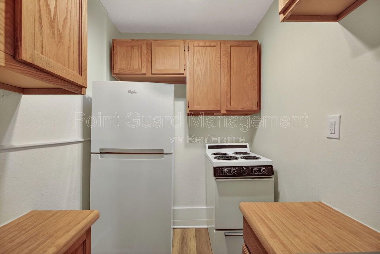 500 S Dakota Ave #20 - Photo 4 of 14