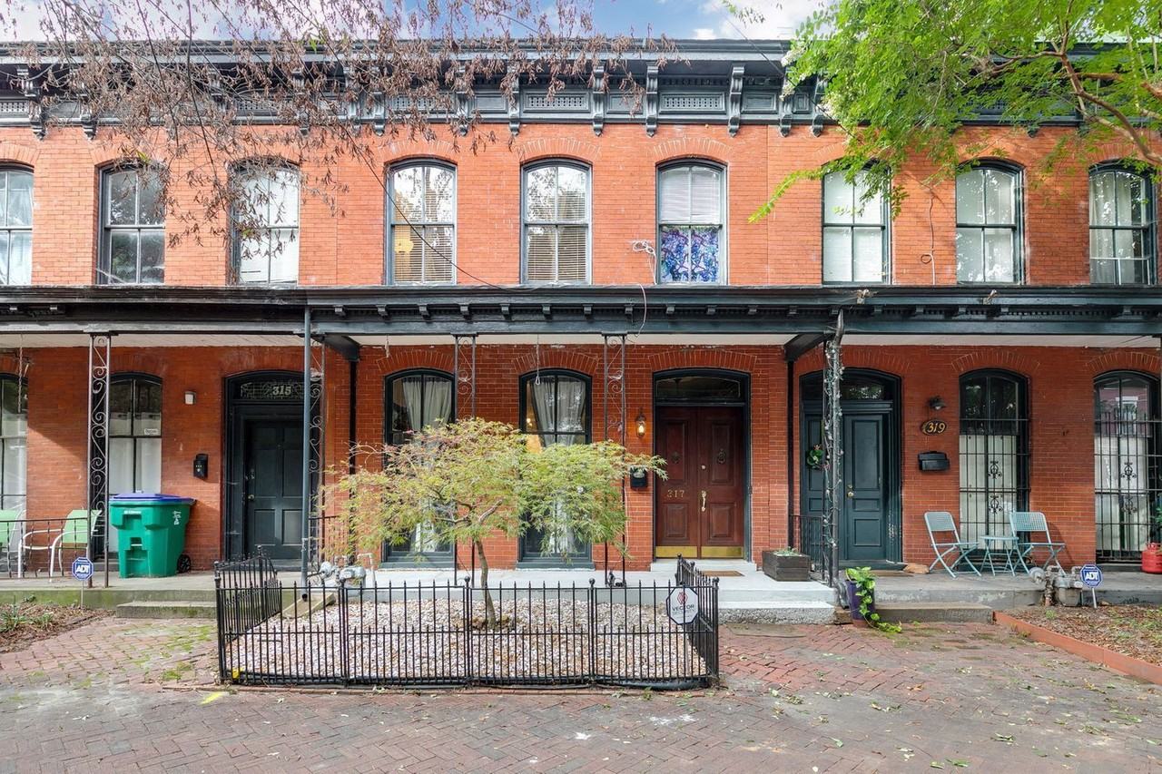 317 W Marshall St - Photo 2 of 35