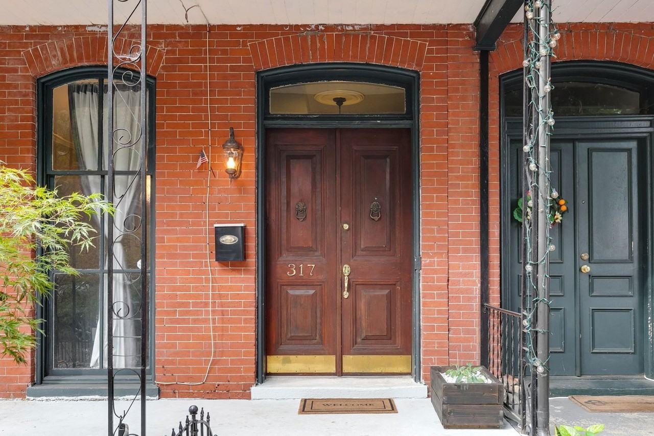 317 W Marshall St - Photo 4 of 35