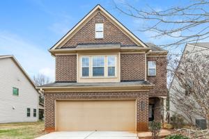 featured image of 3232 Baylor Cir