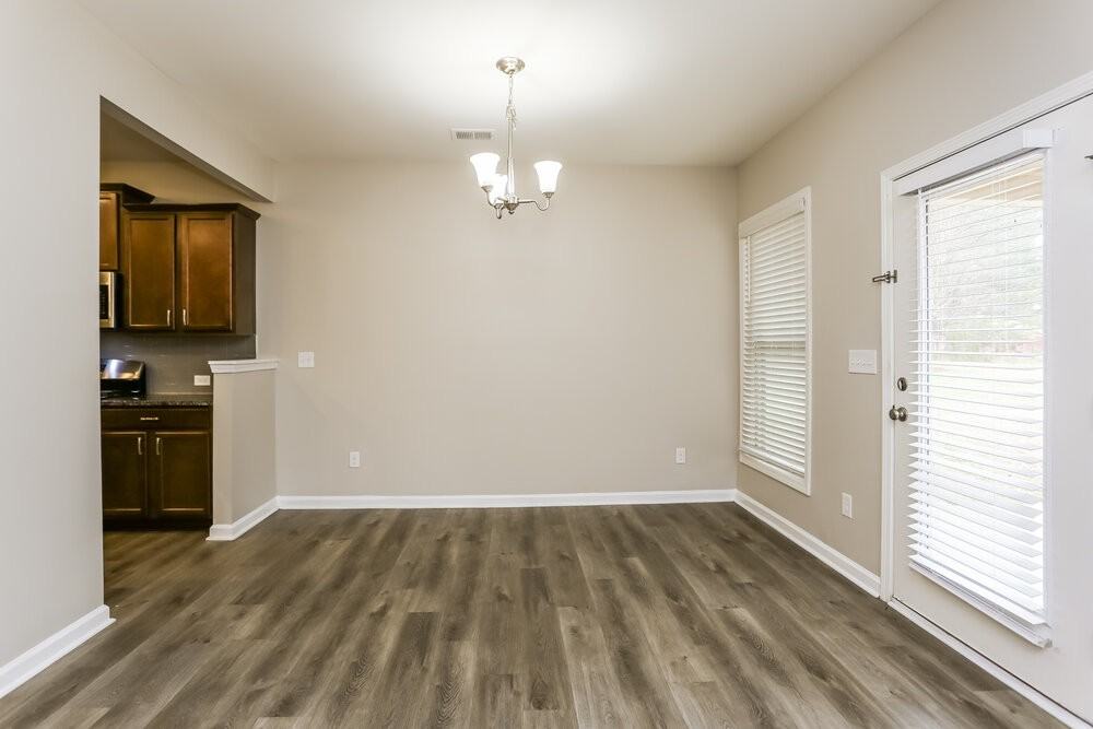 3232 Baylor Cir - Photo 7 of 18