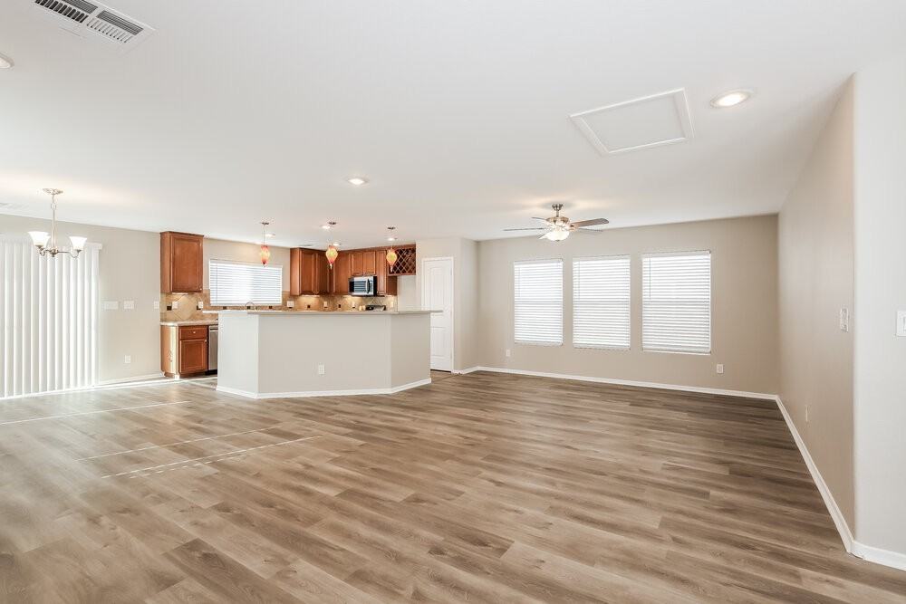 8709 Dodds Canyon St - Photo 5 of 17