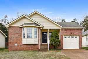 featured image of 4020 Calumet Dr