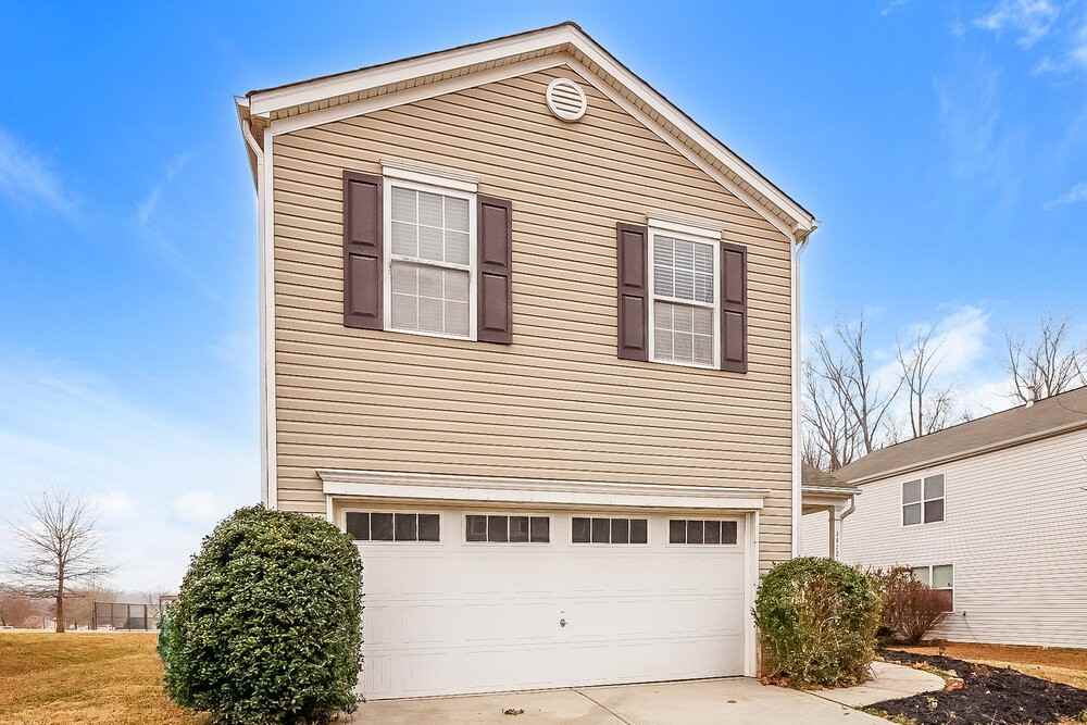 11723 Bending Branch Rd - Photo 4 of 17