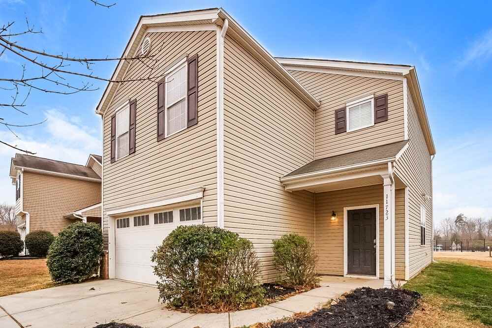 11723 Bending Branch Rd - Photo 5 of 17