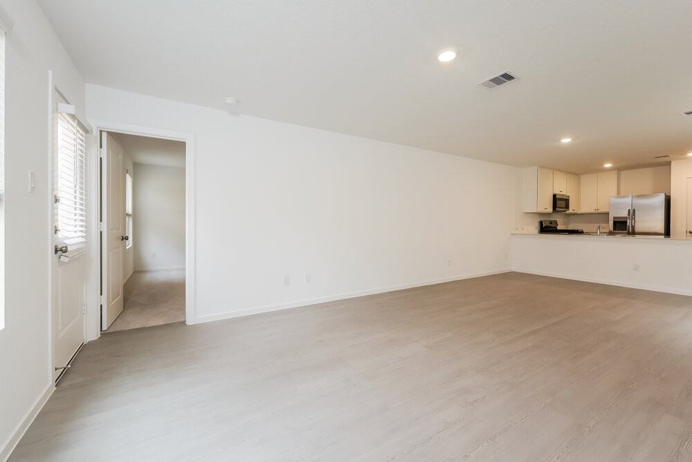 1527 Sunset Ridge Dr - Photo 5 of 16