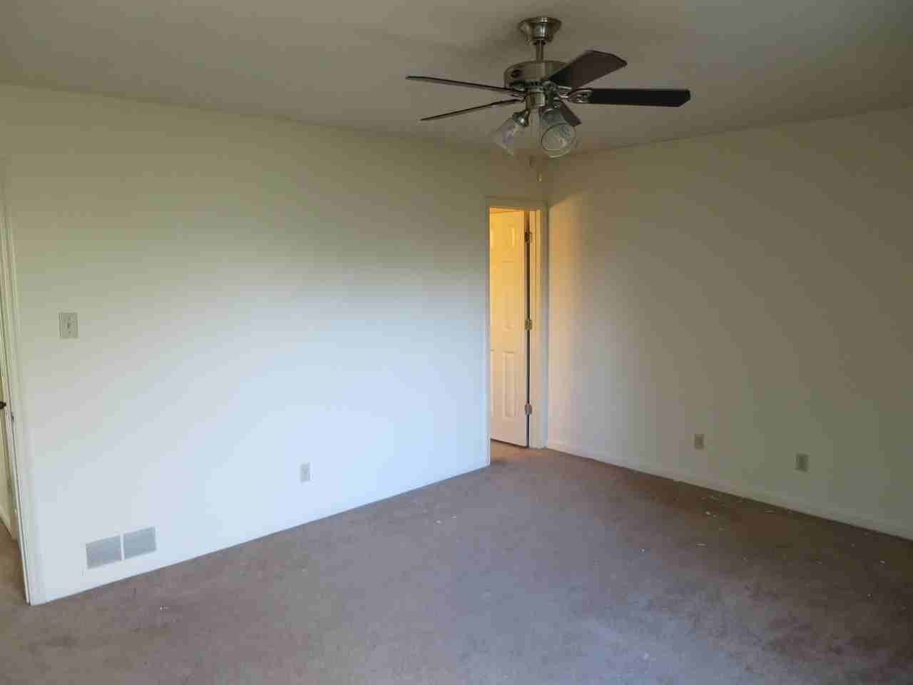 9009 Countryside Ln #B - Photo 3 of 26