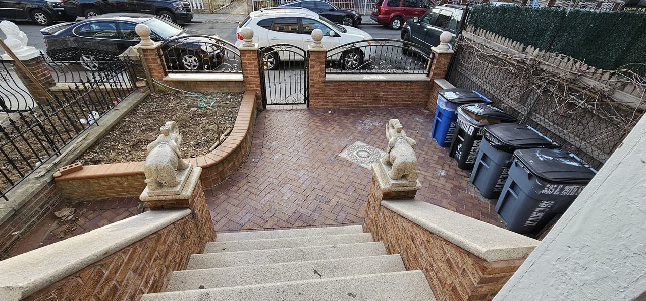 535 East 29th Street #1.1 - Photo 7 of 12