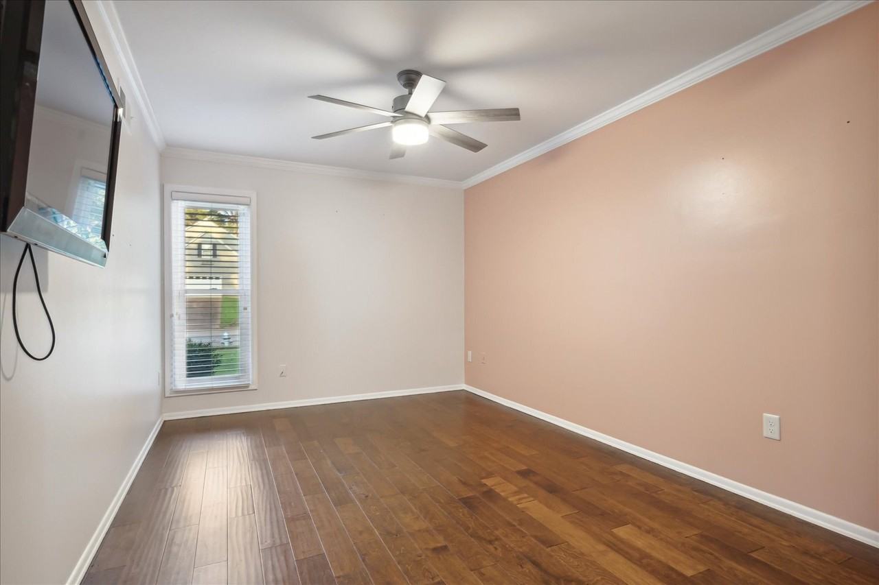 1720 Brierbrook Rd - Photo 3 of 35