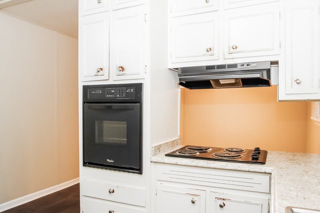 3463 Darlene Cir Nw - Photo 5 of 31