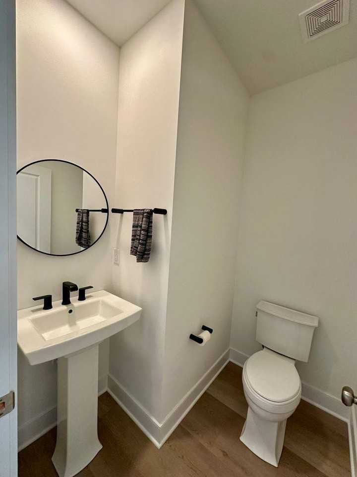 4004 Windsfield Way - Photo 5 of 10