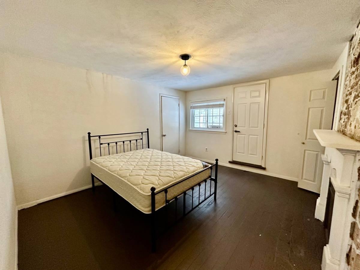 3016 Mary St - Photo 7 of 8