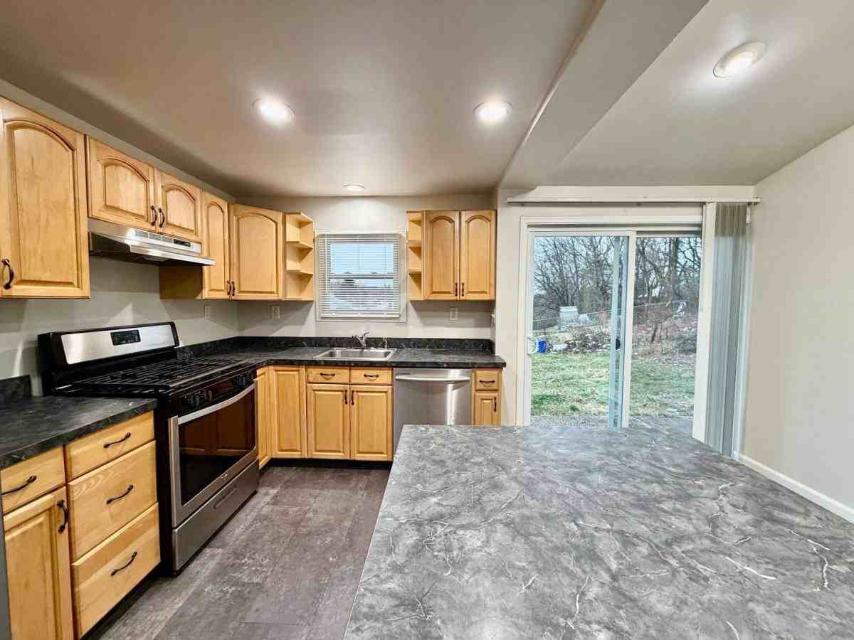 2307 Monroeville Rd - Photo 4 of 10