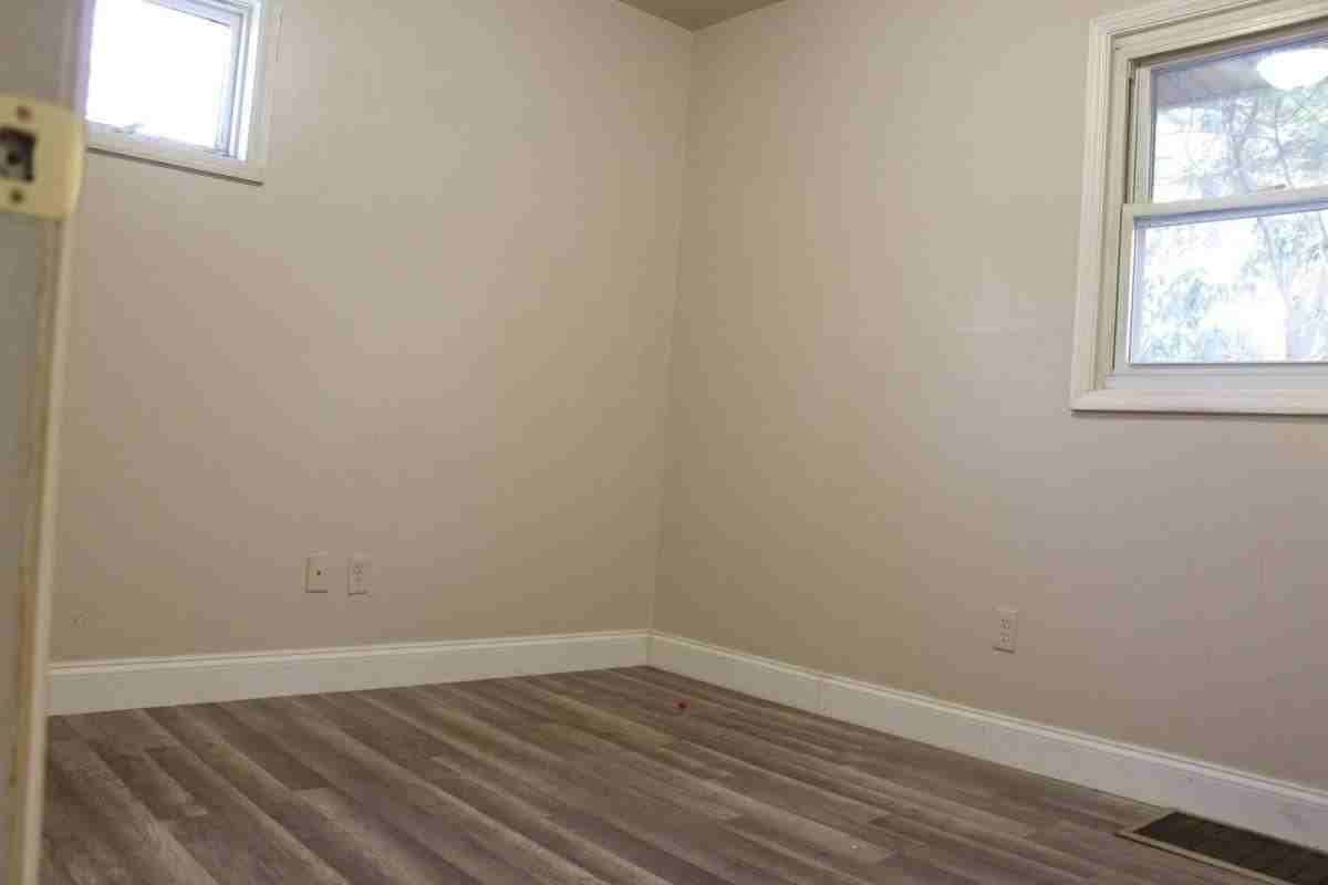 753 Jefferson Rd - Photo 5 of 10