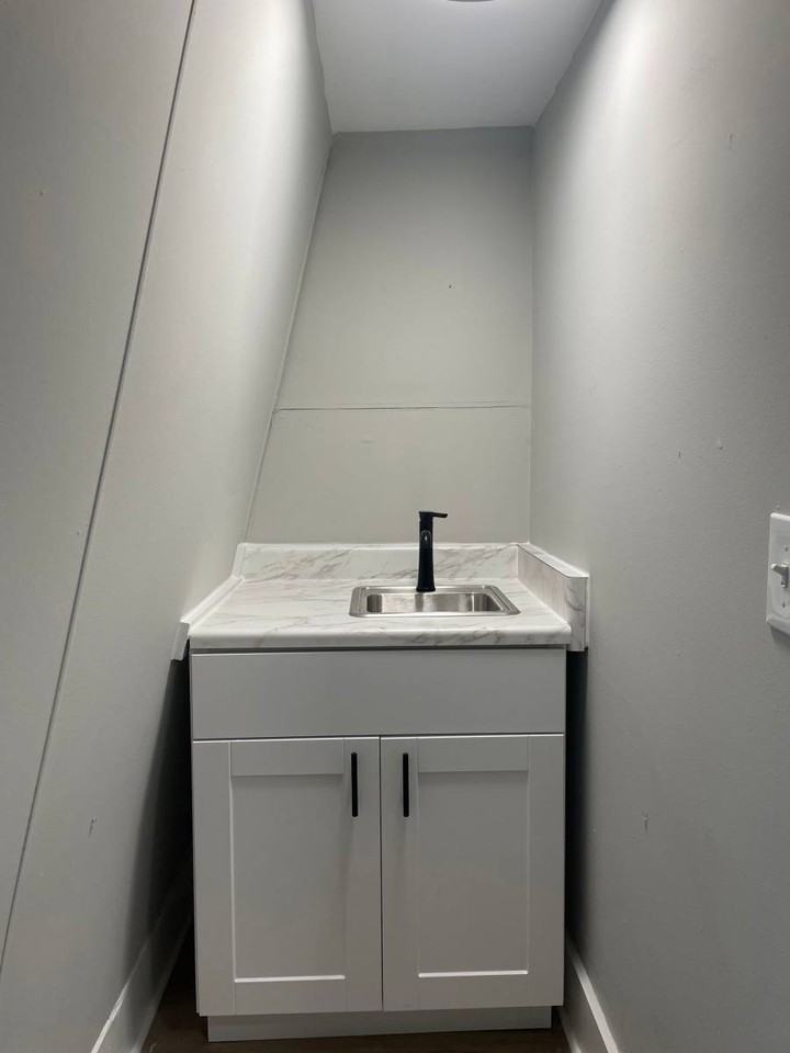 120 Myrtle St #15 - Photo 5 of 10