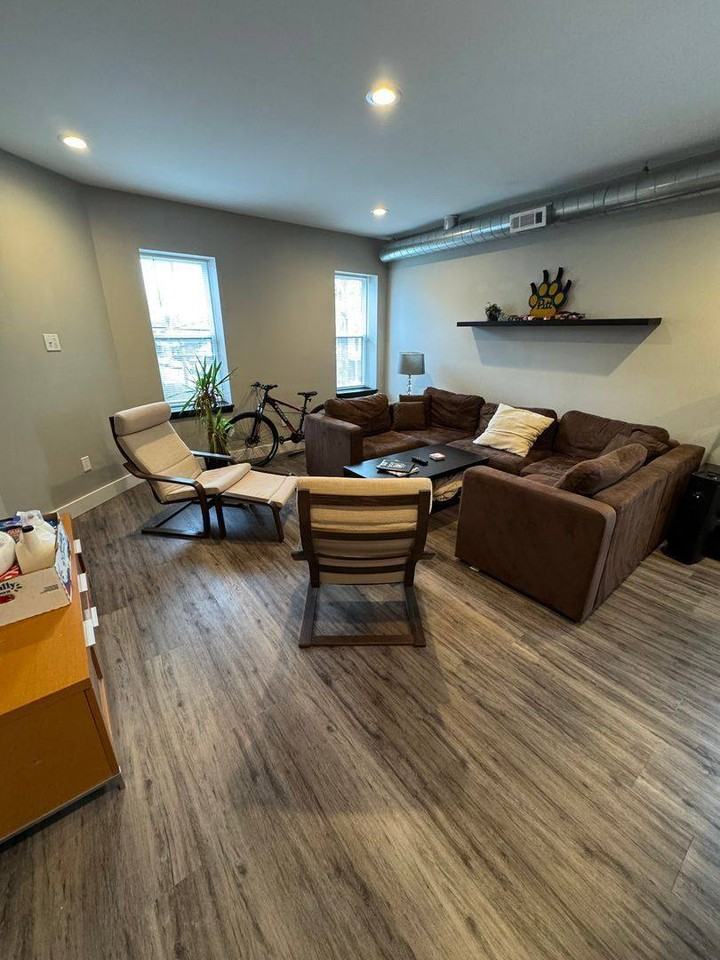 5148 Dearborn St - Photo 2 of 10