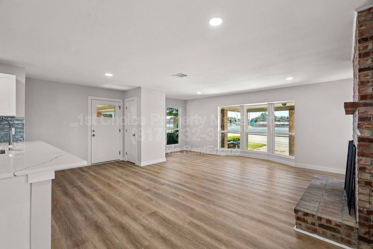 Sloop St #820 - Photo 5 of 10