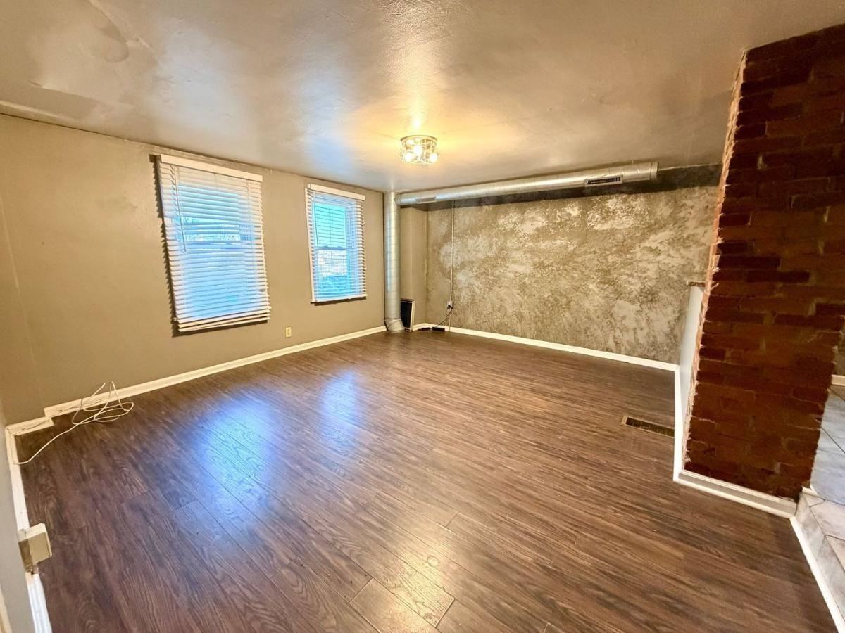 19 Kosciusko Way - Photo 5 of 9