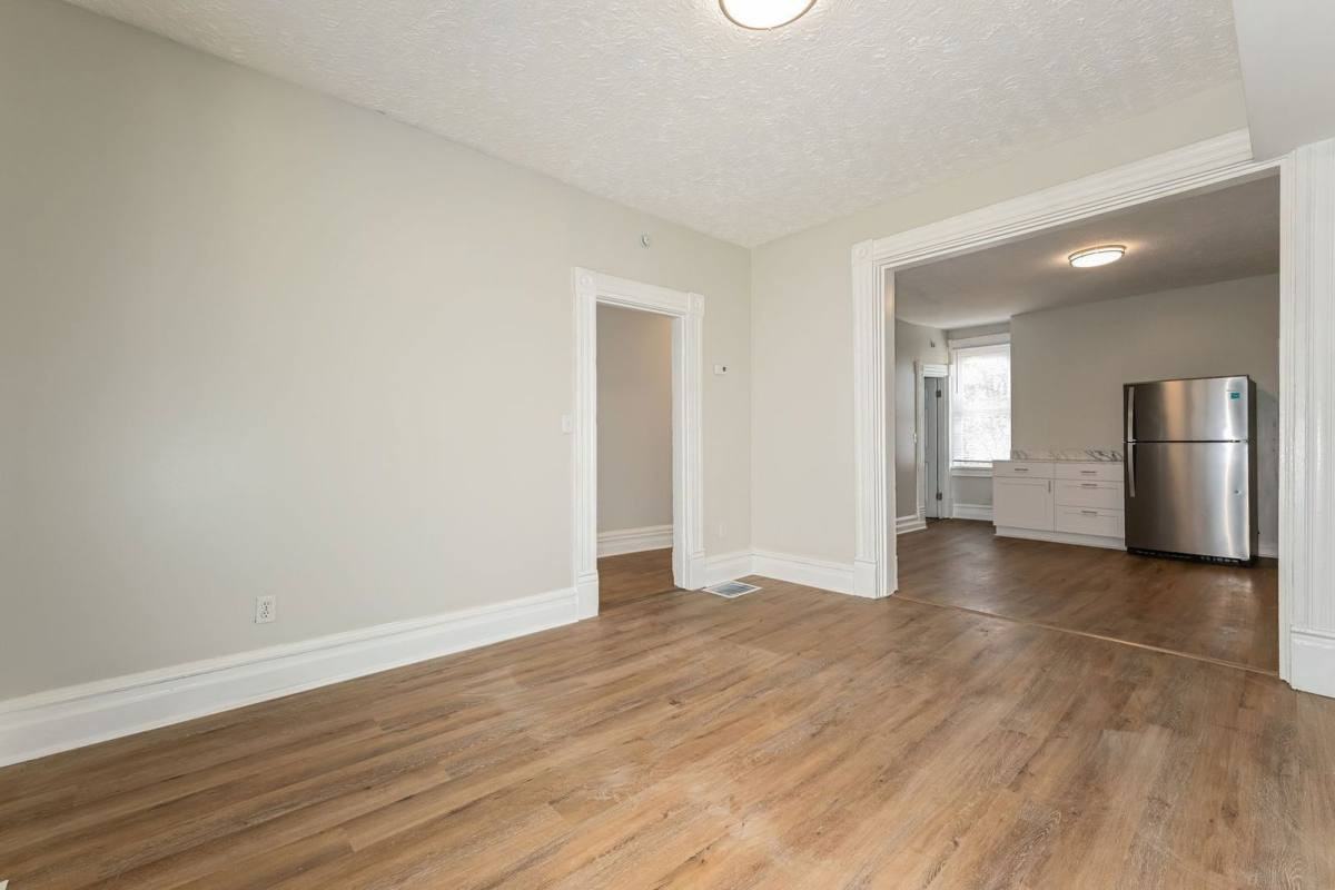 4 Kuhn St - Photo 3 of 10