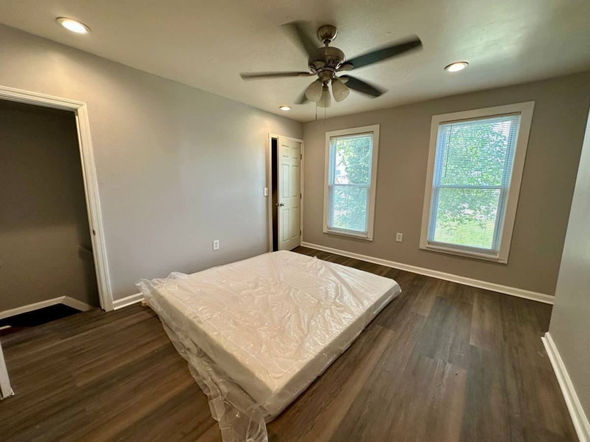 Avenue E #3 - Photo 6 of 7