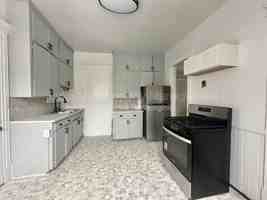 featured image of 515 Village St