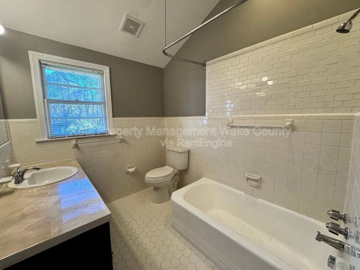 325 Jones Franklin Rd - Photo 7 of 8