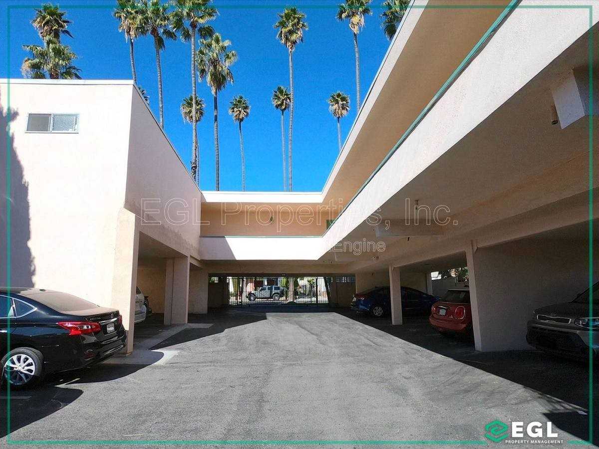 5922 Carlton Way #103 - Photo 3 of 10