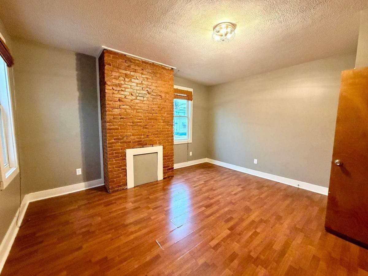 3947 Mintwood St #2 - Photo 6 of 10