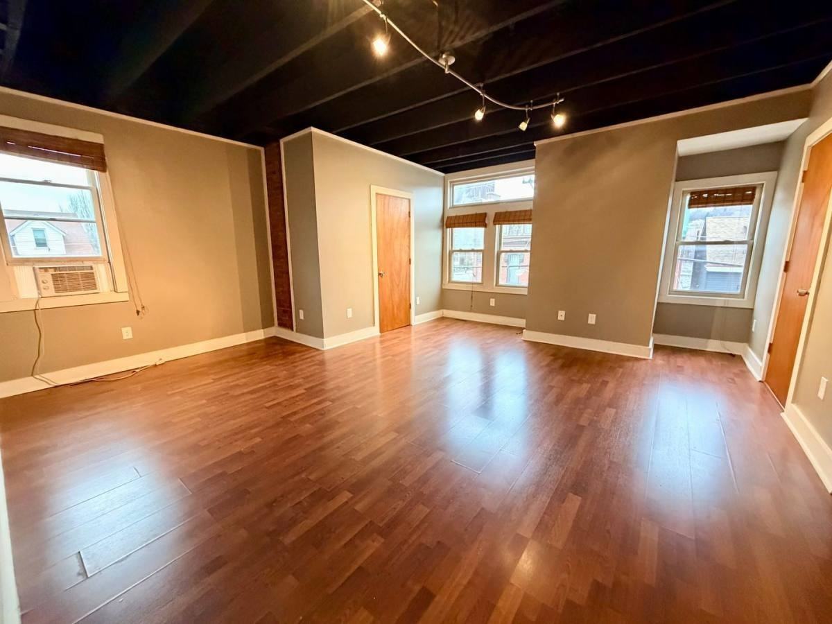 3947 Mintwood St #2 - Photo 7 of 10