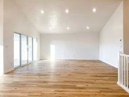 4063 N Maple Dr - Photo 4 of 8