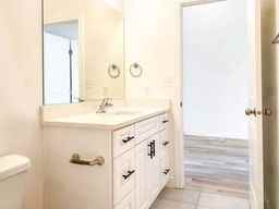 4063 N Maple Dr - Photo 7 of 8