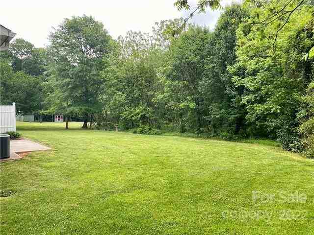 112 Fesperman St - Photo 3 of 10