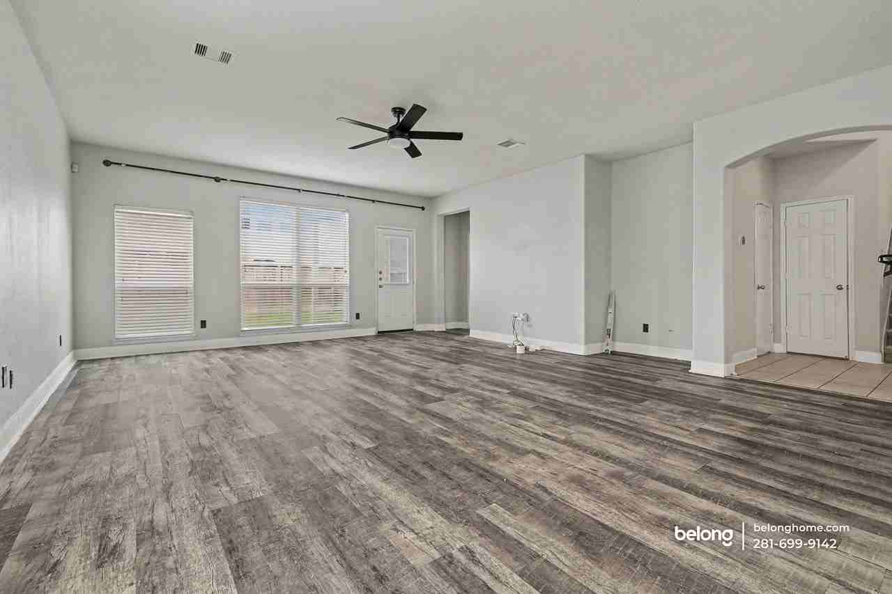 9997 Knob Hollow Way - Photo 4 of 26