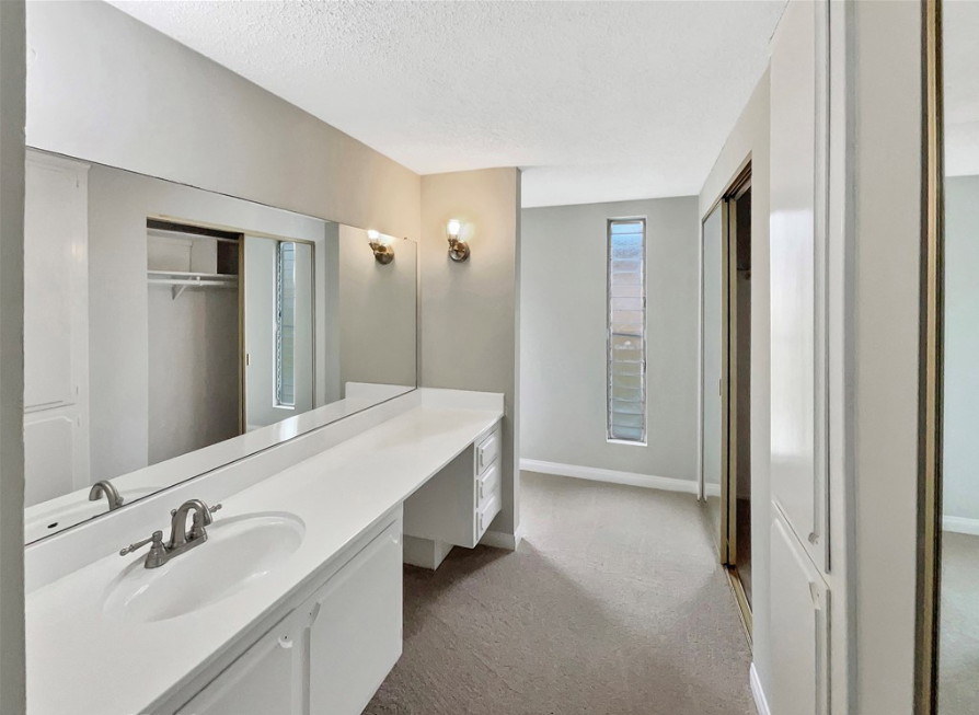 5540 Royal Hill Dr - Photo 6 of 23