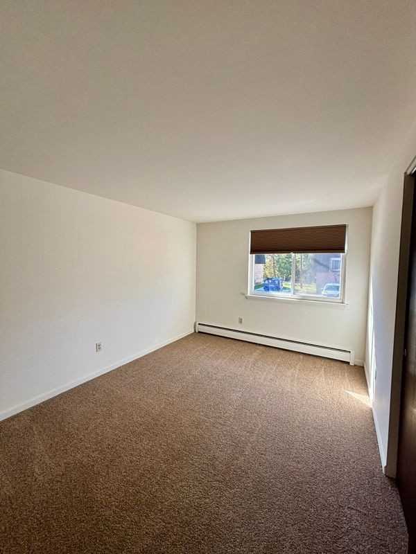 17 Losson Garden Dr - Photo 6 of 15