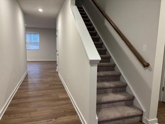 5423 Aurora Trl - Photo 2 of 17