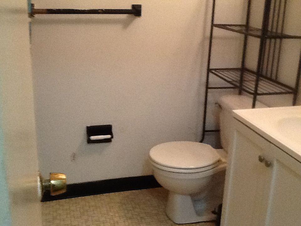 3353 Southern Ave ##B4 - Photo 2 of 17