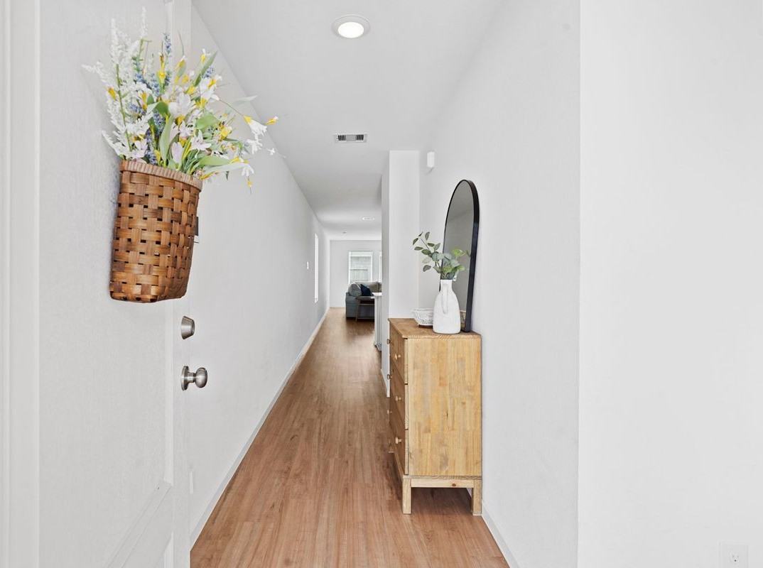 1106 Rustic Willow Dr - Photo 2 of 24