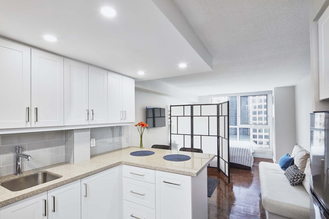 Residences on Bloor - Photo 5 of 21