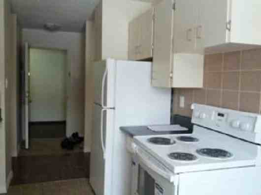 Bonnie Arms - Photo 3 of 6